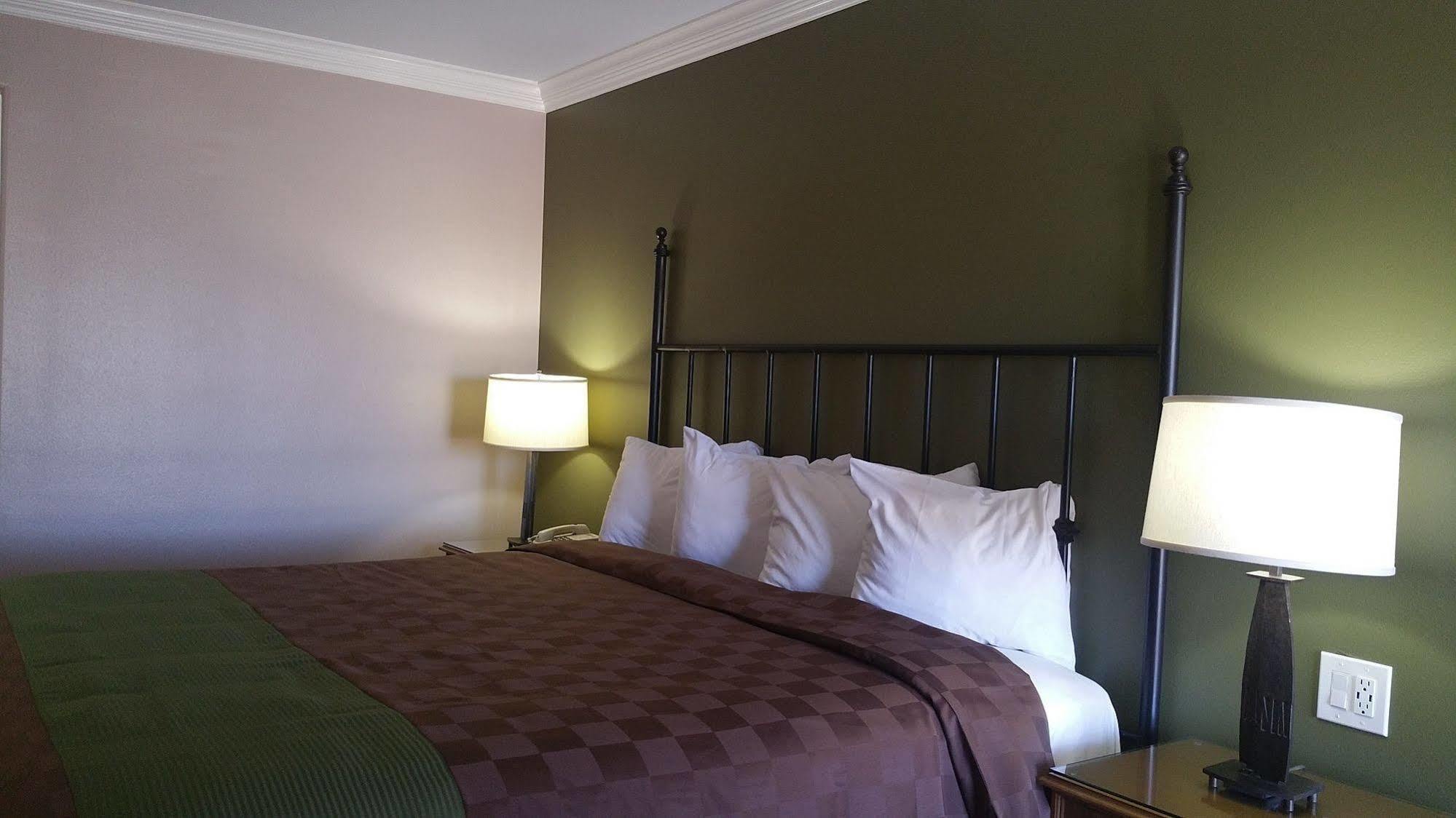 Verde Valley Inn Cottonwood Bagian luar foto